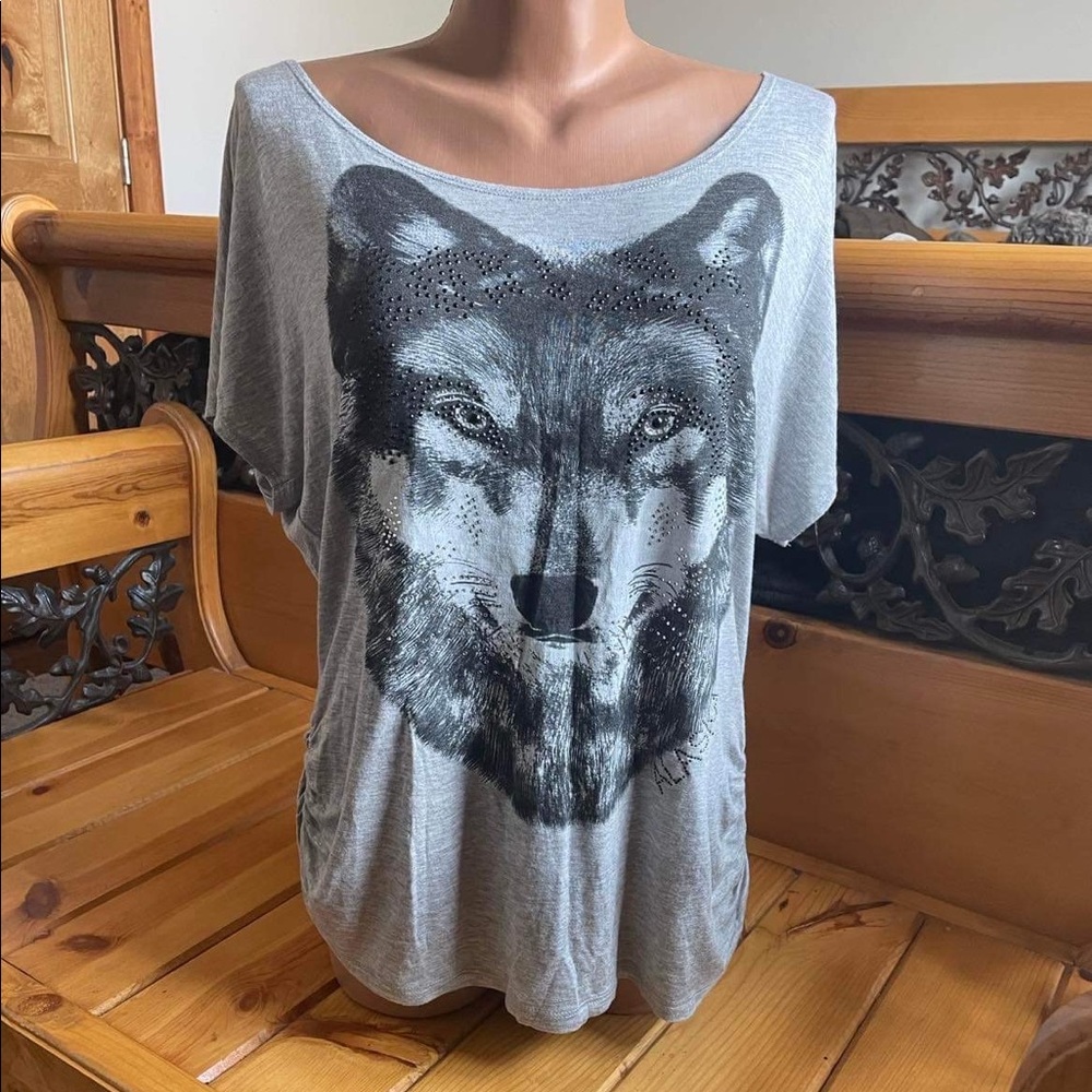 Wolf Bling Amazing Tee